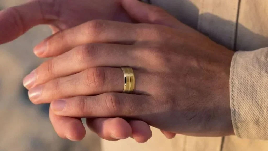 Comfort Fit vs. Standard Fit: Which Ring Style is Best for You? - Forged Union