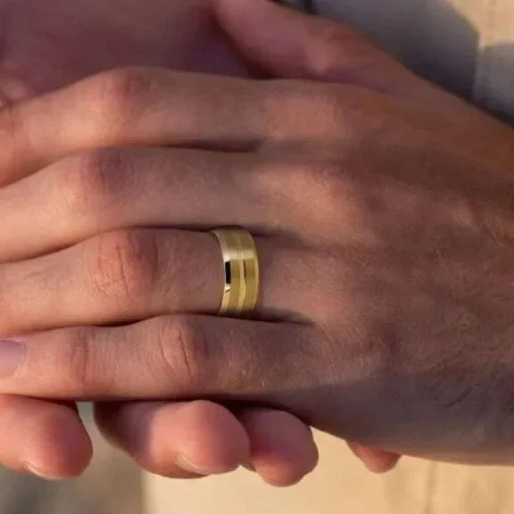 Comfort Fit vs. Standard Fit: Which Ring Style is Best for You? - Forged Union