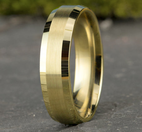 The Chancellor 18K Yellow Gold Wedding Band with Beveled Edge Satin Finish 6 mm Forged Union