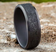 The Dark Royal Dark Tantalum Vintage Script Pattern Center Beveled Edges Ring 7mm Forged Union