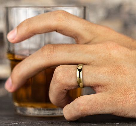 The Veo 18K Yellow Gold Domed Wedding Band with Polished Finish 5 mm