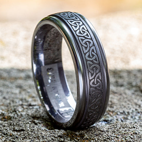 The Limerick Tantalum Celtic Knot Center Polished Edges Band 7mm Forged Union